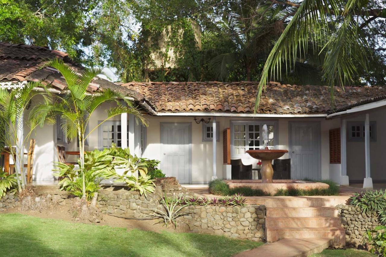 Marina Lodge